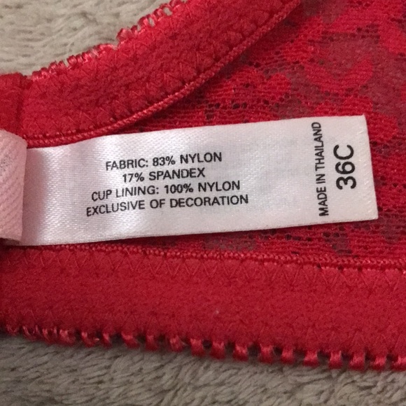 Victoria’s Secret 36C Red push up padded bra with floral detail 💕 - Picture 5 of 6